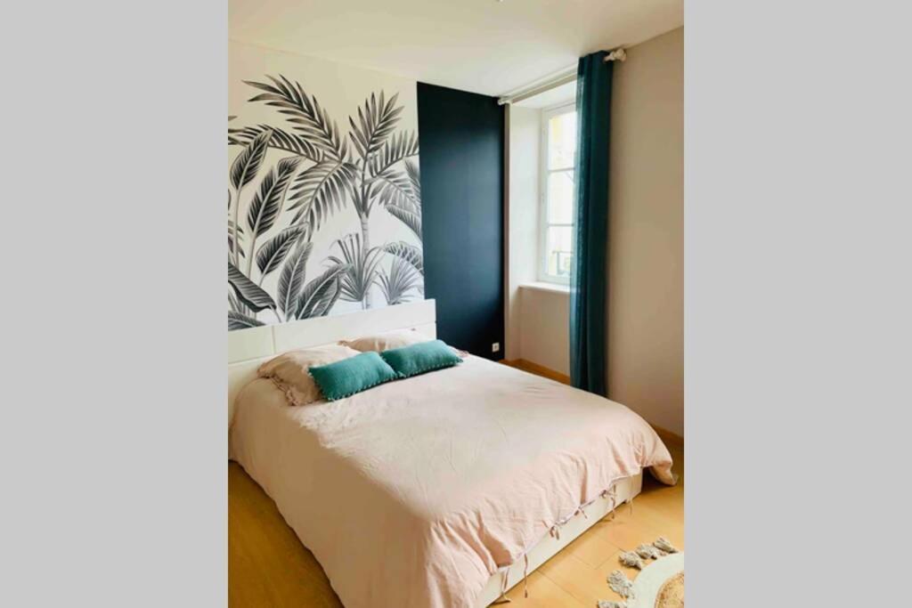 La Roseraie De L Arguenon, Appartement Charmant Centre Ville Jugon-les-Lacs Esterno foto
